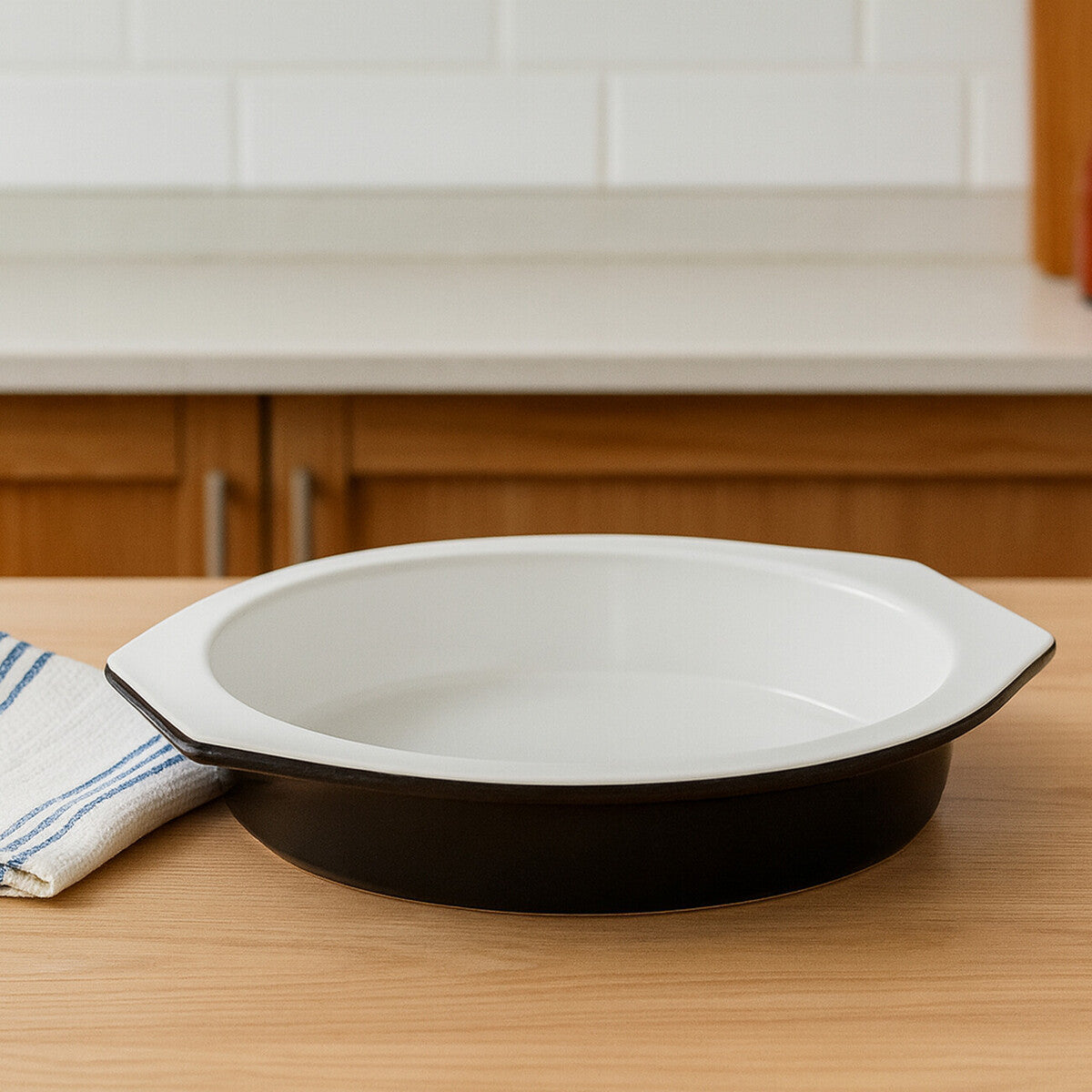 Ecocook Black Round 27cm Baking Dish with Handles