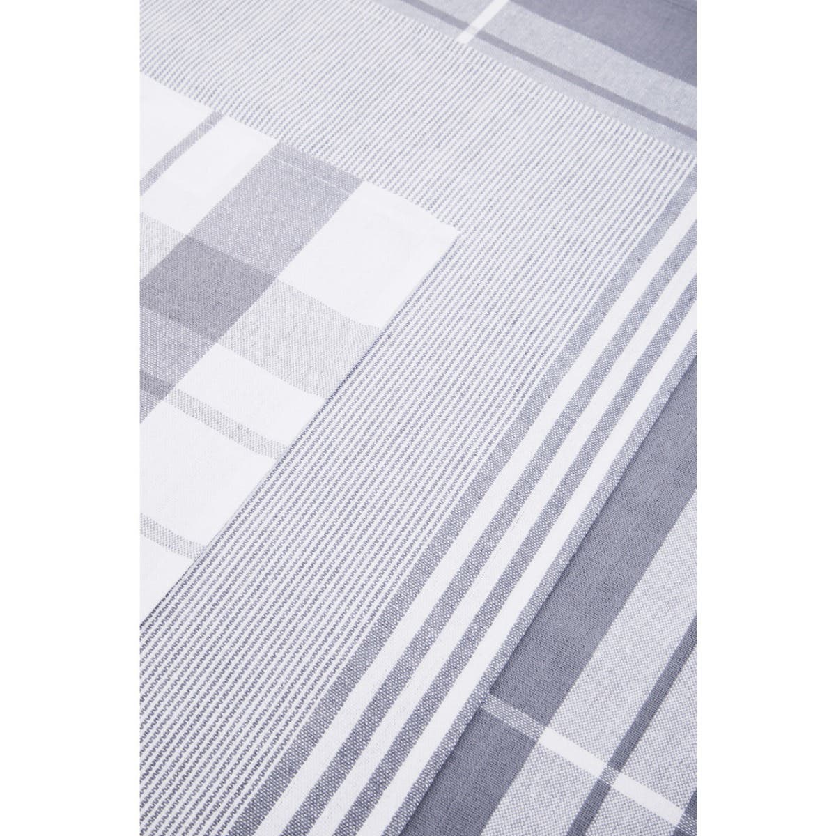 Doro Set Of Three Grey And White Tea Towels