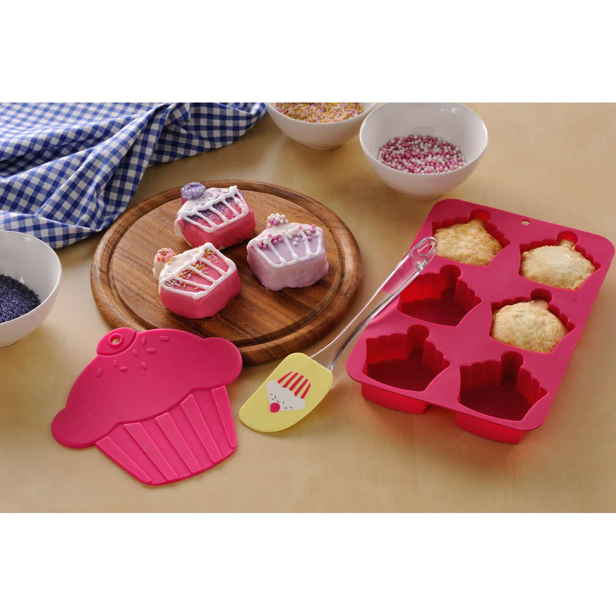 Hallie 3 Piece Cupcake Baking Set