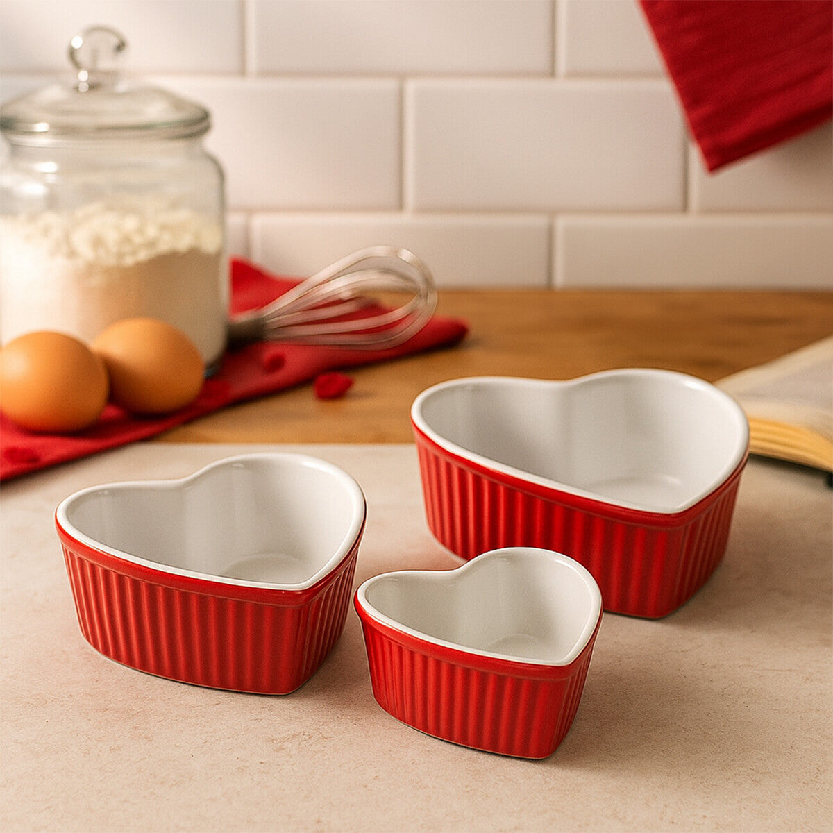 Amour Set of 3 Heart Shape Oven Dishes - Red