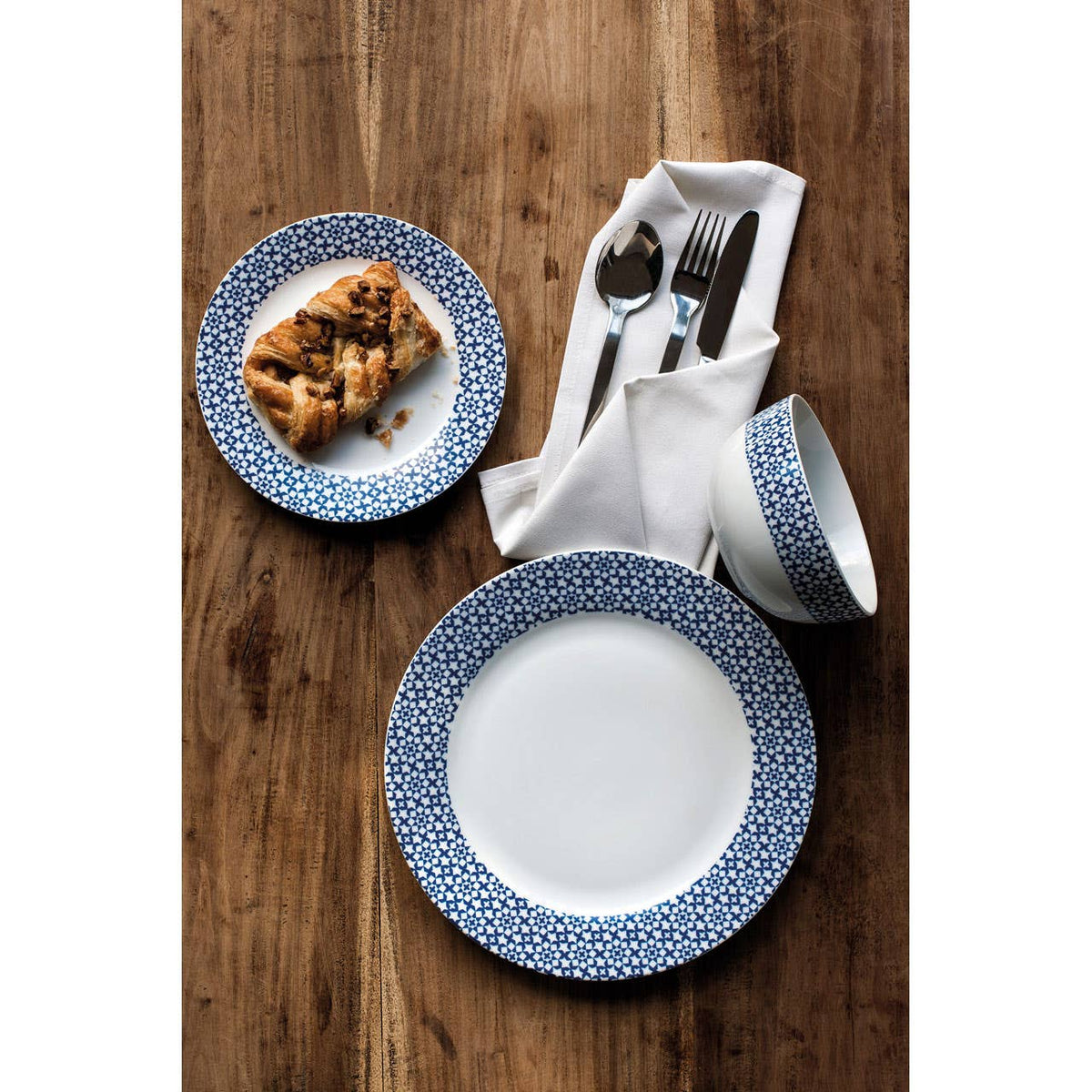 Avie Casablanca 12 Piece Blue Dinner Set