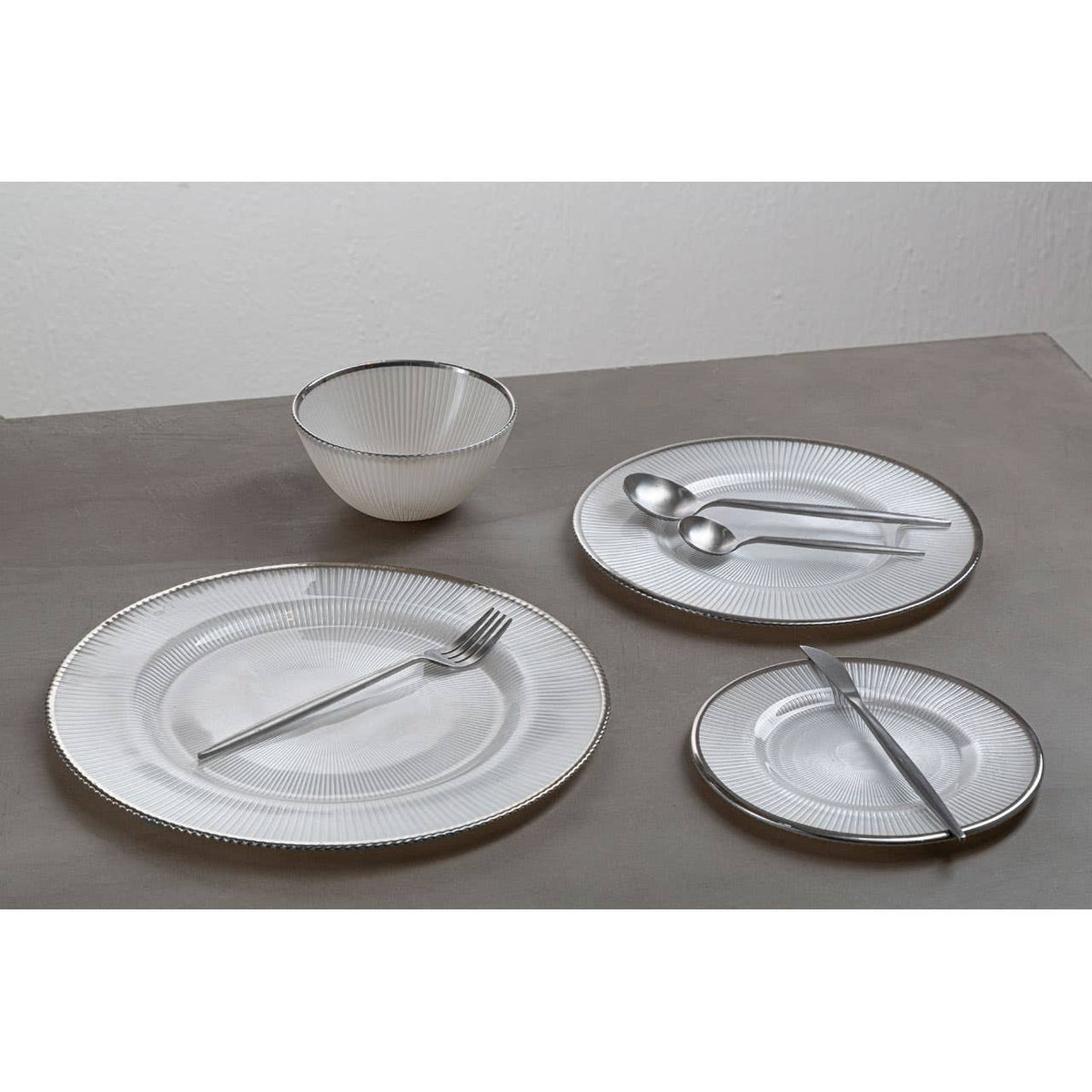 Ida White Embossed Glass Side Plate with Silver Rim