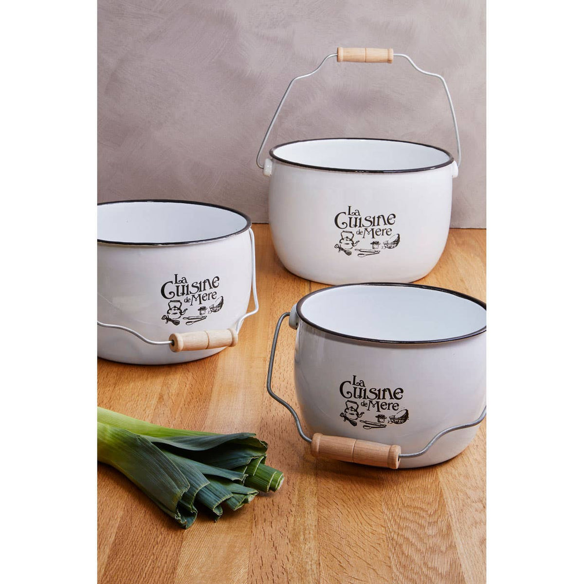 La Cuisine De Mere Set of 3 Storage Pots.