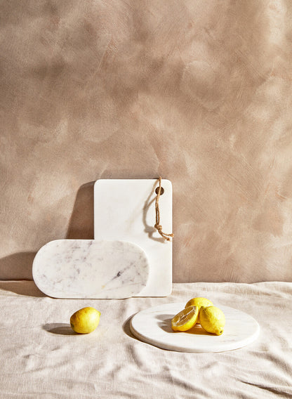 Kindia White Marble Chopping and Serving Board with Hanging Loop
