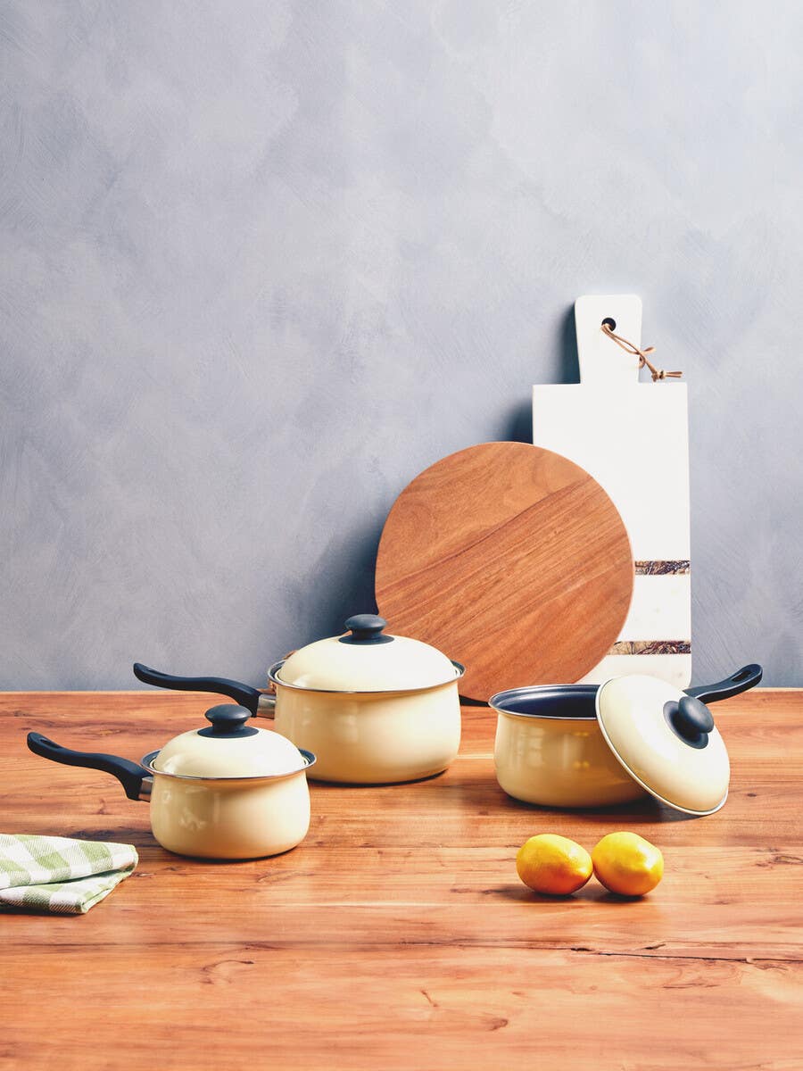 Viggo 3 Piece Cream Saucepan Set with Lids