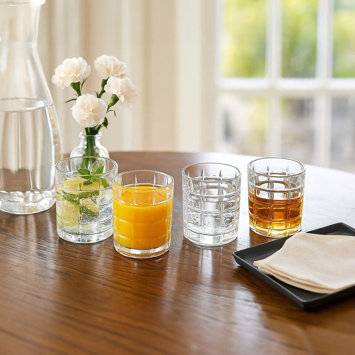 Auclair Set Of Four Check Glass Tumblers