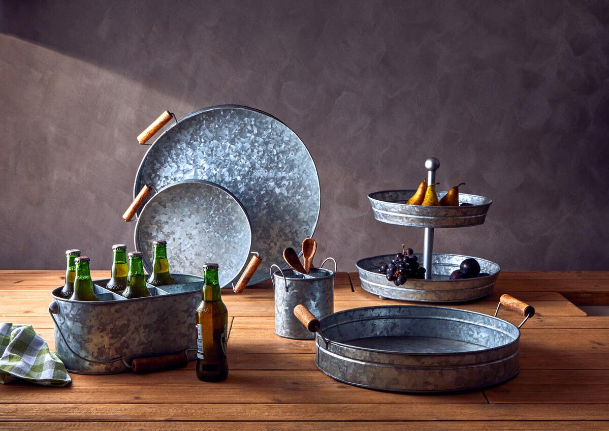 Drummond Galvanised Steel Round Tray With Wood Handles