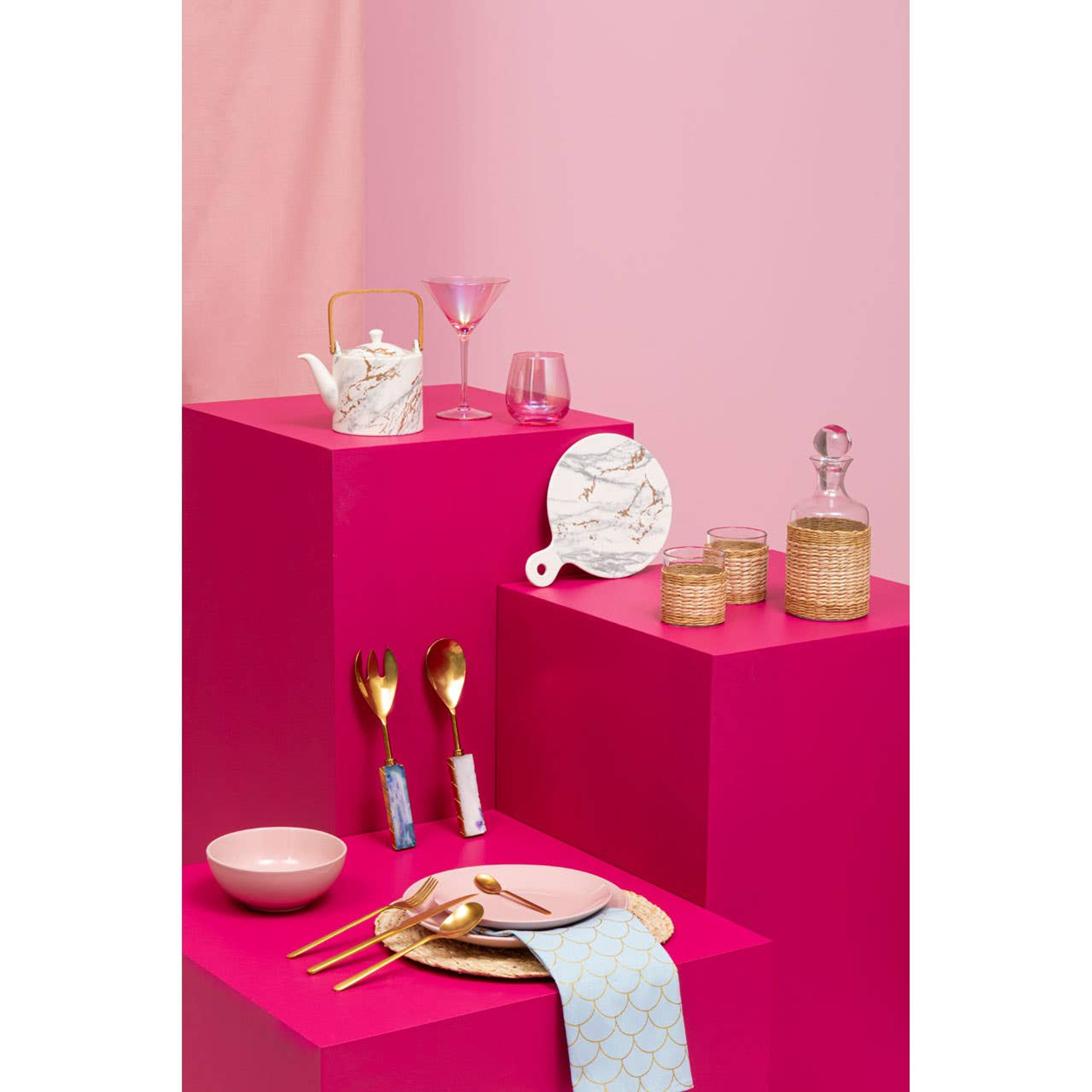 Cook Nook Avie 16 Piece Gold Finish Cutlery Set