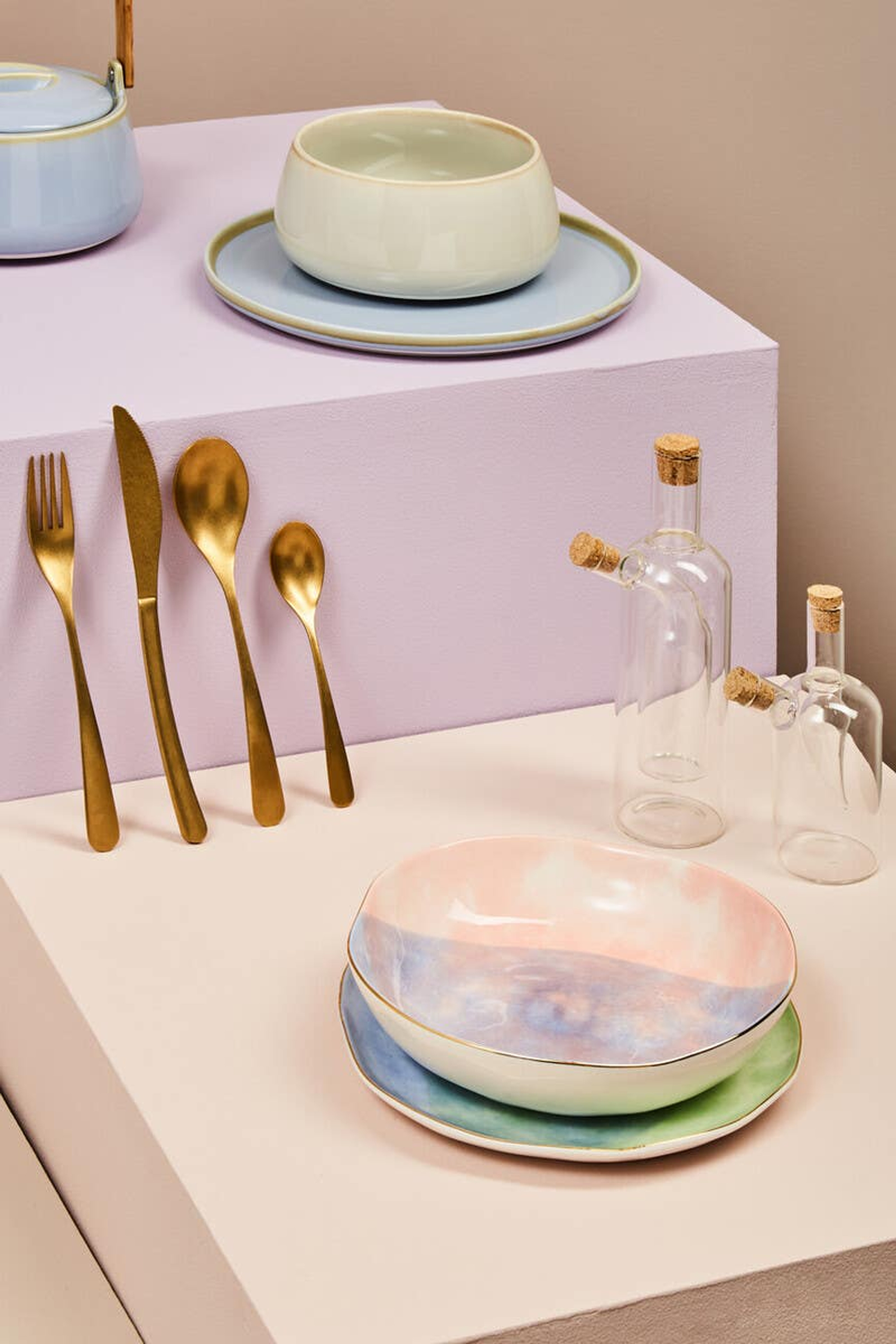 Cook Nook Avie 16 Piece Antique Gold Finish Cutlery Set