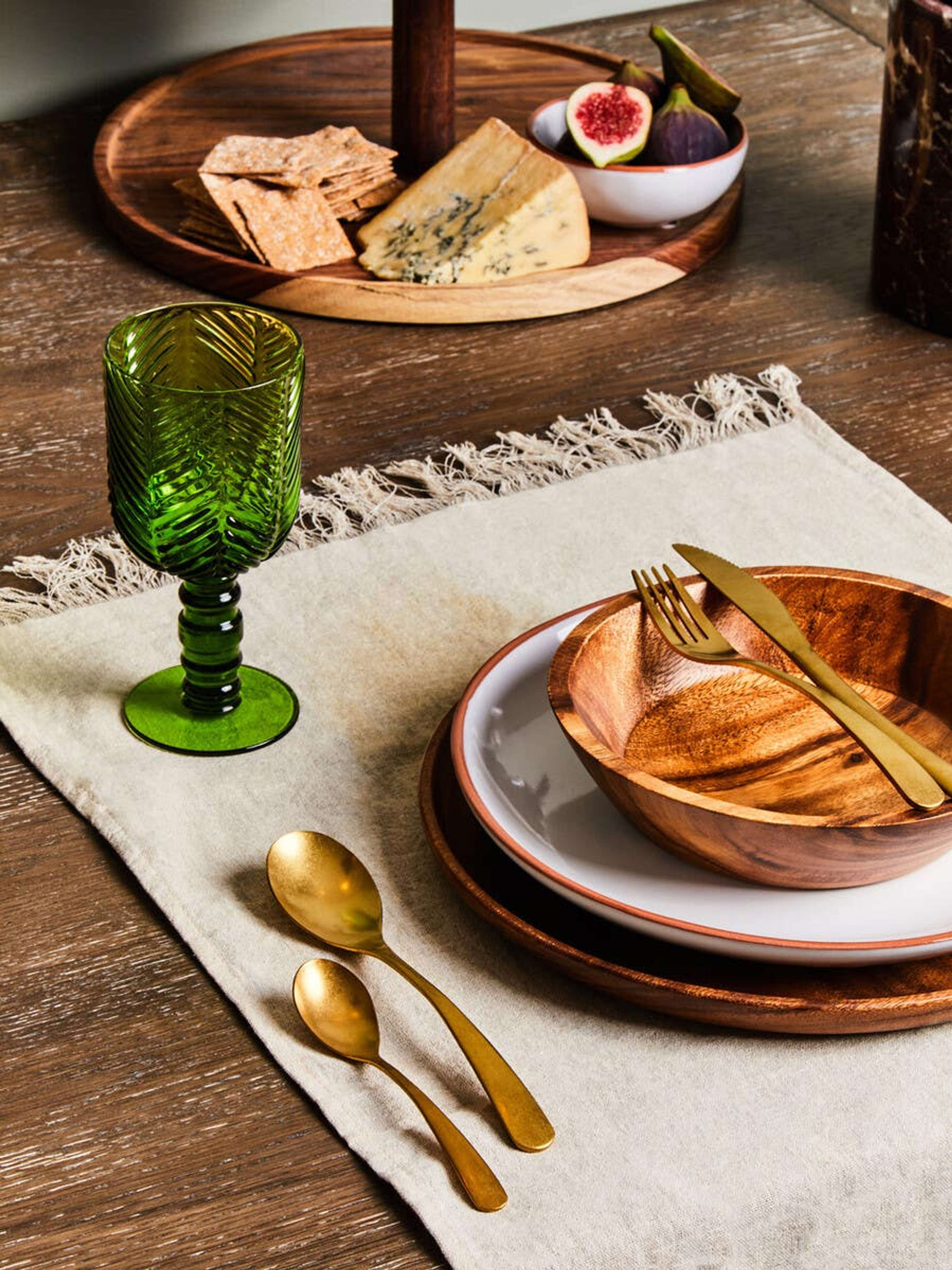 Cook Nook Avie 16 Piece Antique Gold Finish Cutlery Set