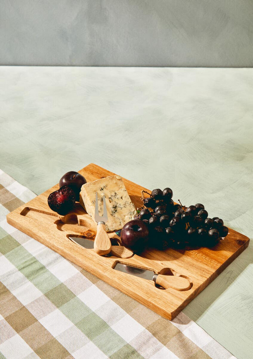 Cook Nook Socorro Cheese Board with Three Knives