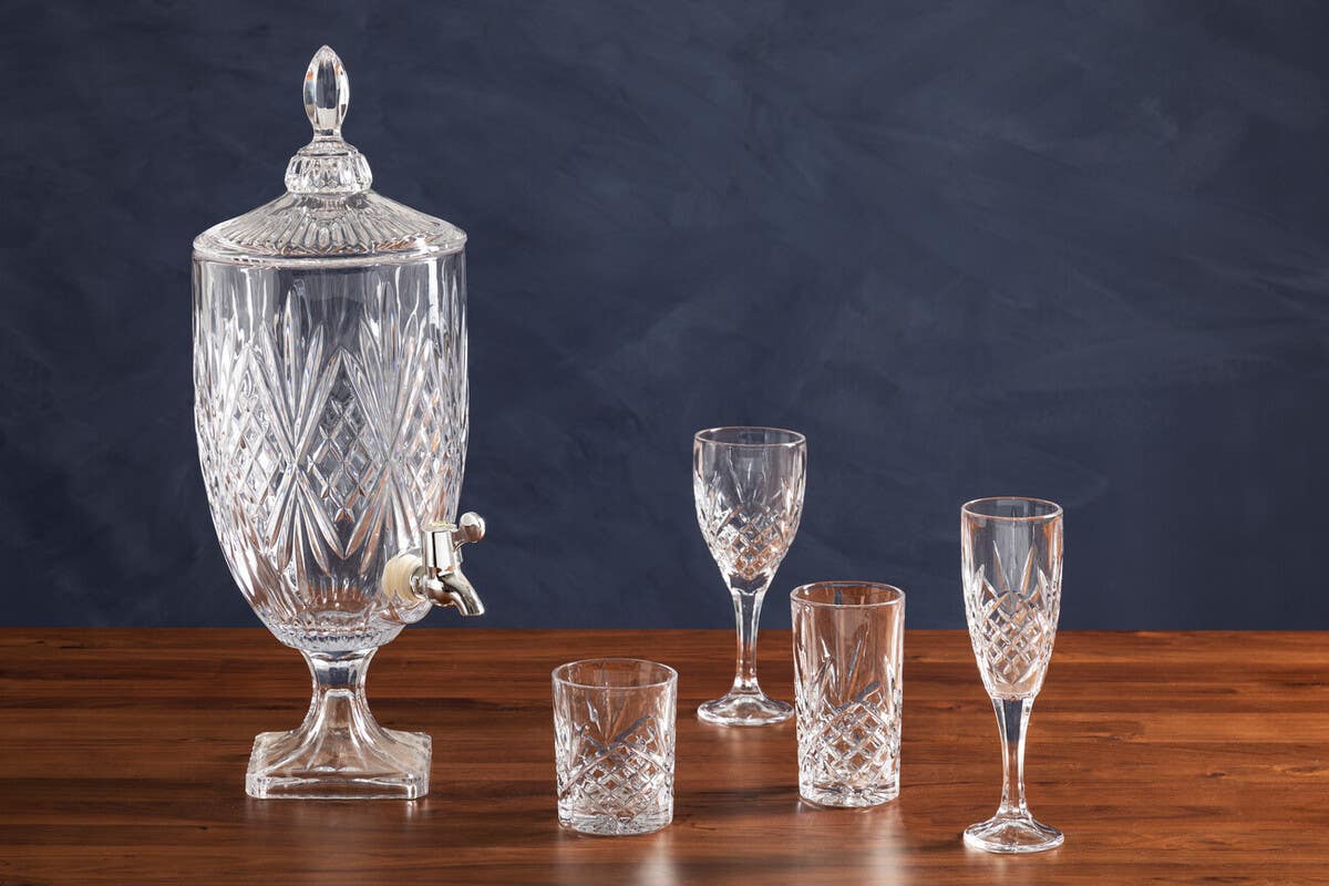 Beaufort Set of 4 Crystal  Wine Glasses
