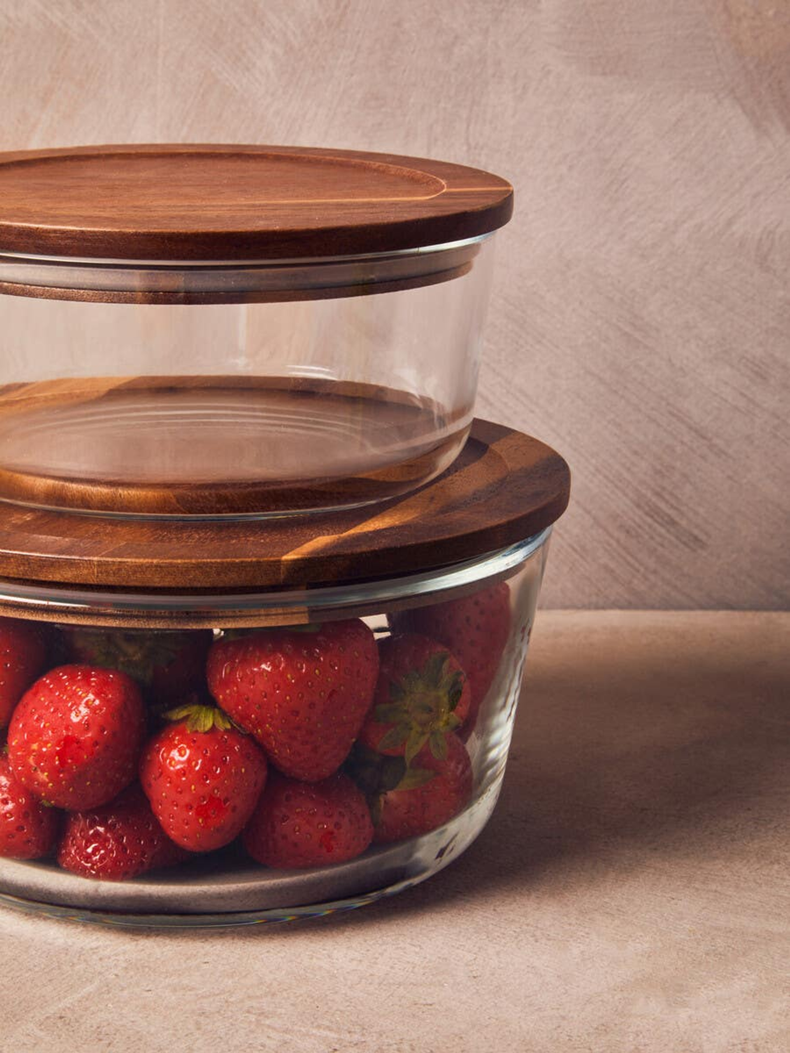 Cook Nook Freska 850ml Glass Container With Acacia Lid