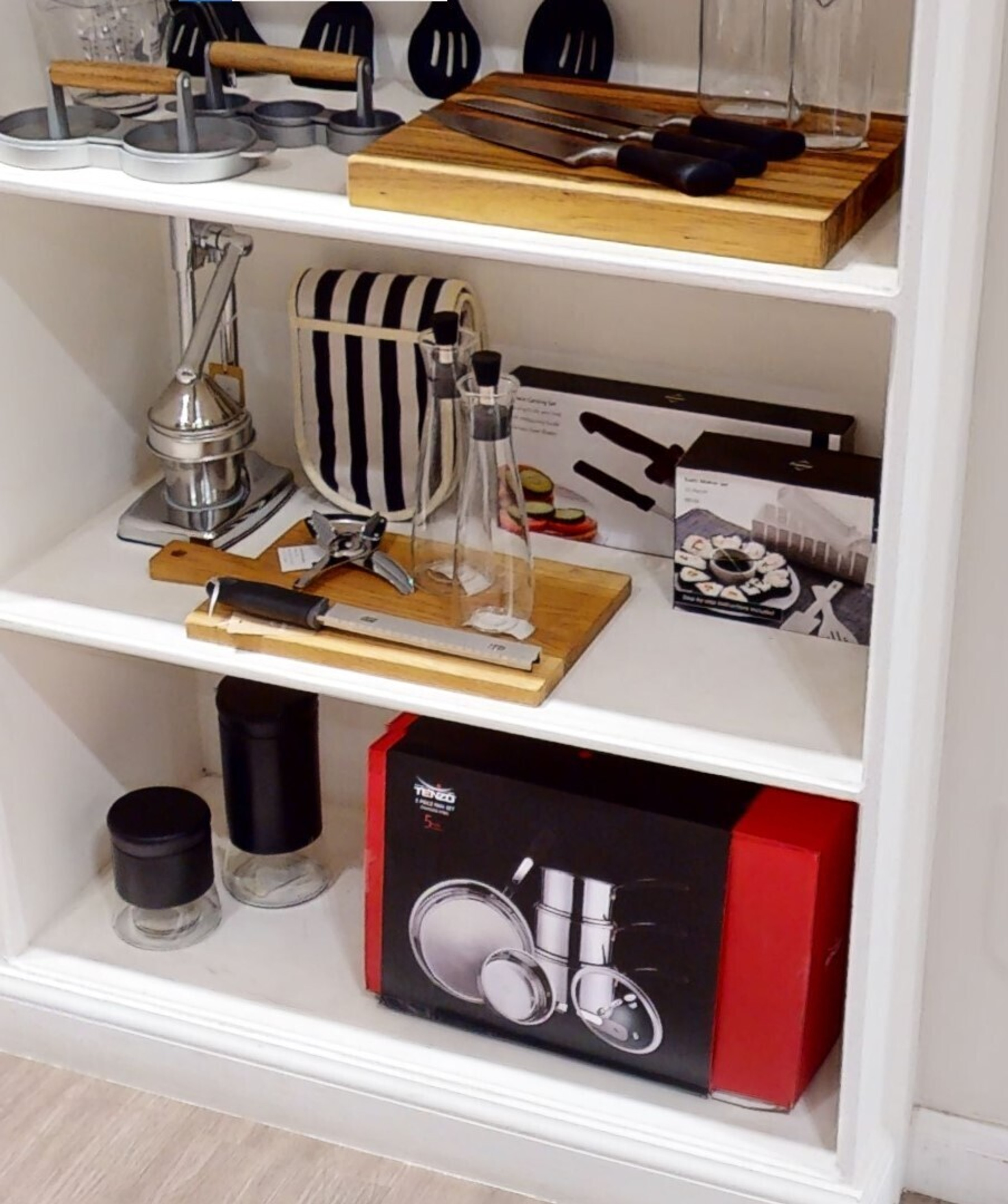 Cook Nook Gozo Chrome Hand Juicer