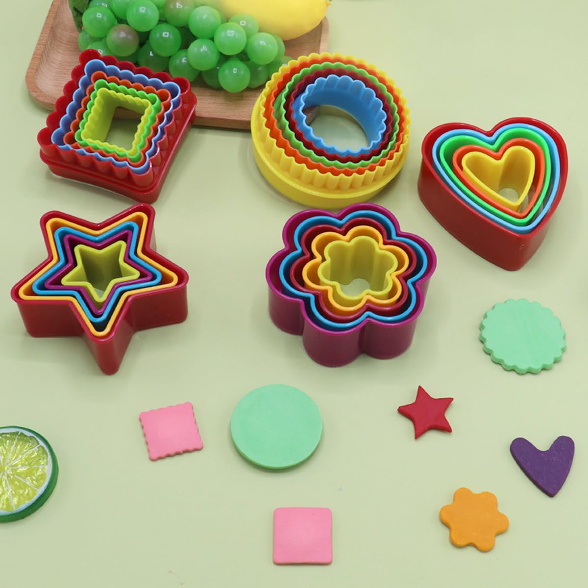 Set of 25 Plastic Cookie Cutters, Circle, Heart, Star, Square & Flower