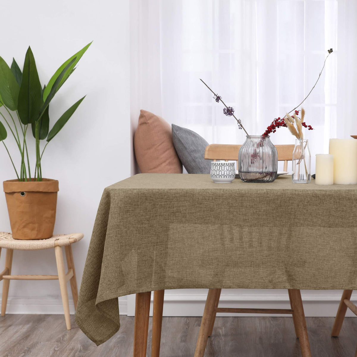 Light Brown / 51 x 51 inch (Square)